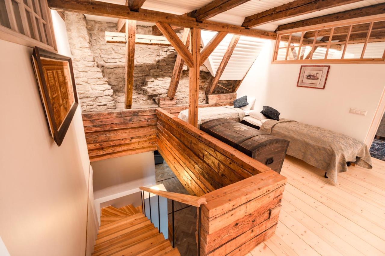 Luxury 4 Bedroom With Terrace And Sauna Huoneisto